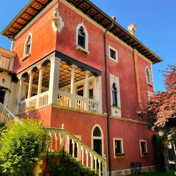 Casa Lovisoni, hotel in Cervignano del Friuli