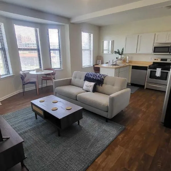 Amazing 1 BR Apt In City Center，位于底特律的酒店