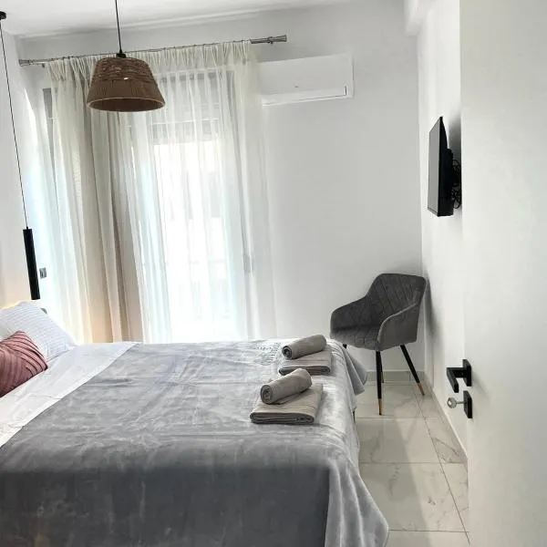 Athens white apartments, hotel in Athens