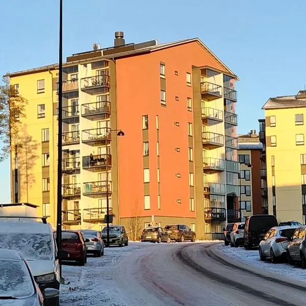 Tasokas 2 h + k + s Söderkullassa - huikeat näköalat, Hotel in Sipoo