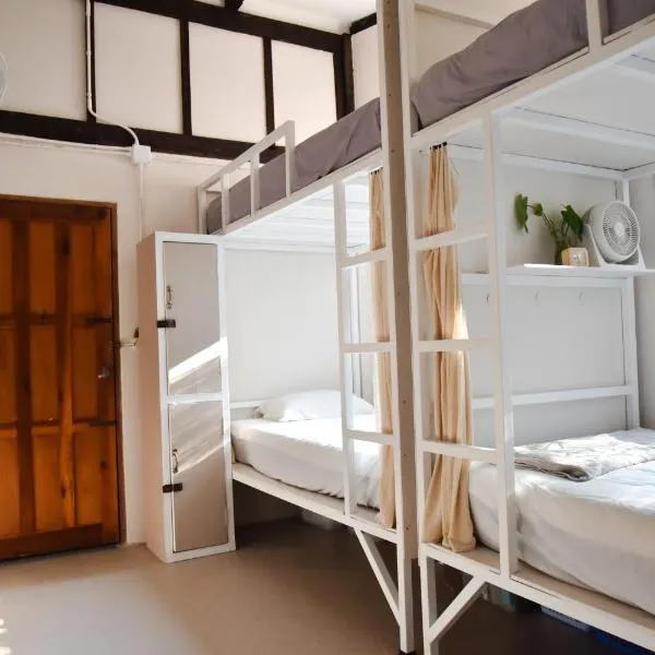 CoCoCo, hotel in Ko Phayam