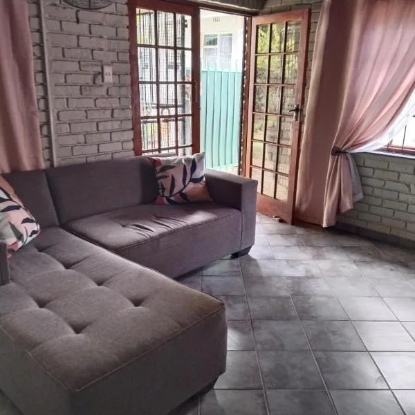 Happy Haven, hotelli kohteessa Welkom