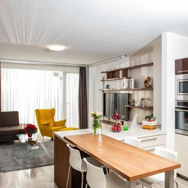 Forest Park Garden Apartment, hotel in Bratislava