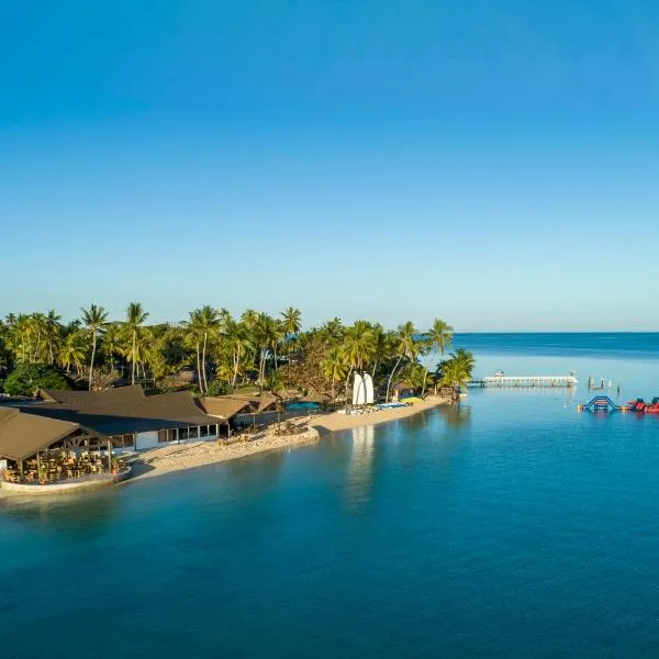 Plantation Island Resort, hotel v destinaci Malolo Lailai