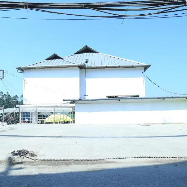 Achus Holidays，位于蒙纳的酒店