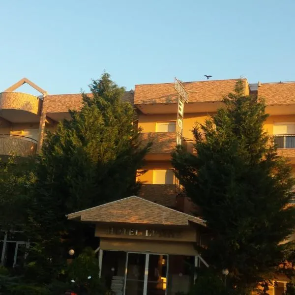 Hotel Ermis: Dhidhimótikhon şehrinde bir otel