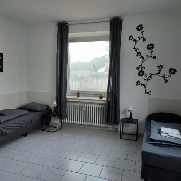 Monteurwohnung 6 P. Mönchengladbach Rheydt, Hotel in Mönchengladbach