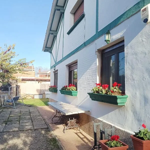 Chalet Alméndora Perfecto para grupos y familias, ξενοδοχείο σε Haro