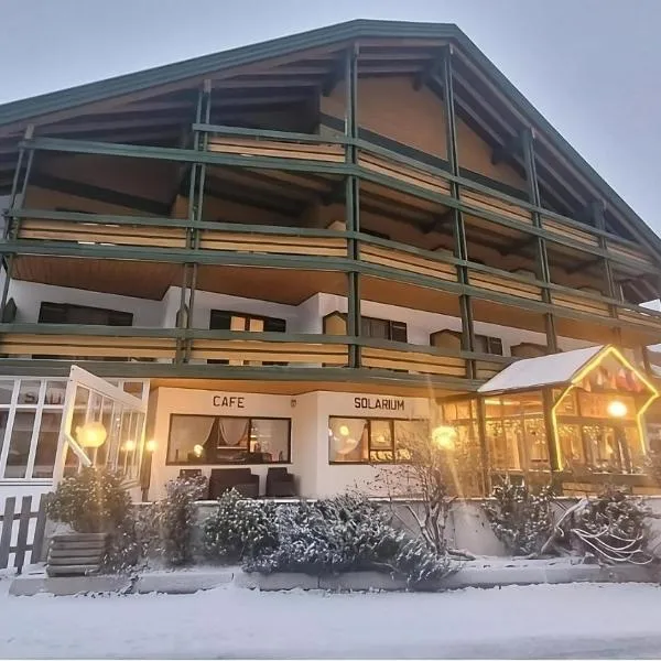 Hotel Brandl، فندق في سان كانديدو