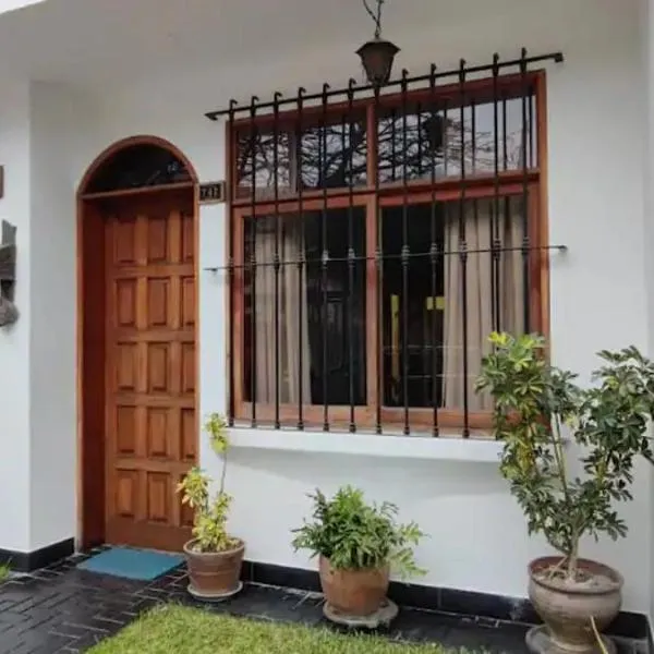 Huaca Host House, hotel in Lima