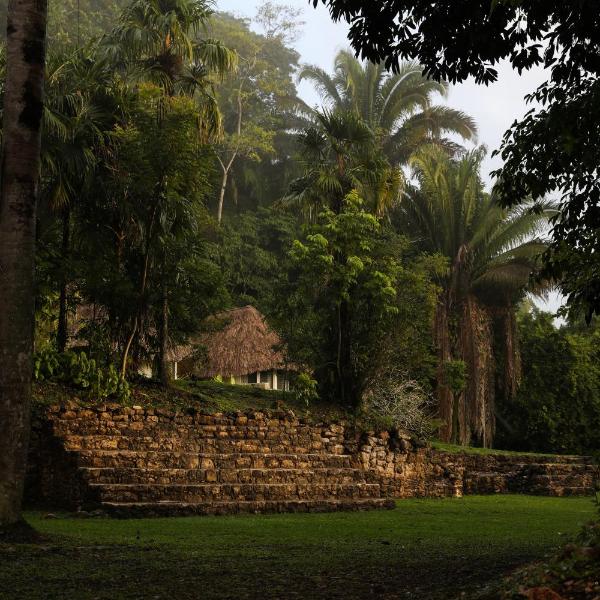 Jade Jungle Resort, Teakettle Village