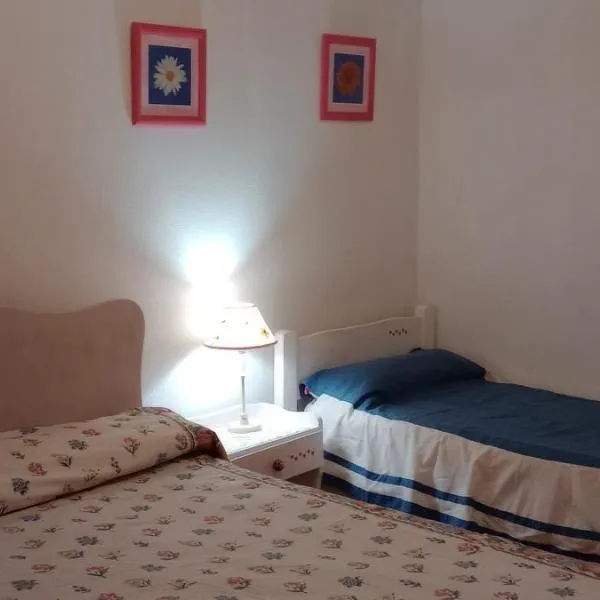 Hospedaje LA LUCIA, hôtel à Almafuerte