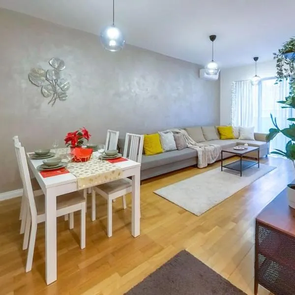 Old Town Spacious Apartment, hotel in Bucharest