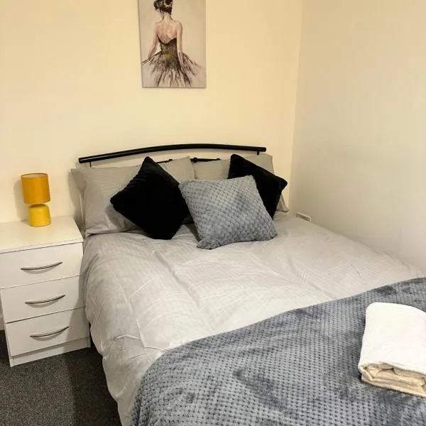 Lovely Town house Room 4, Hotel in Parkside