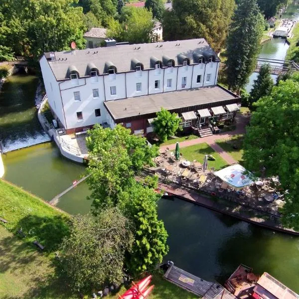 Seehotel Zum Löwen: Strasen şehrinde bir otel