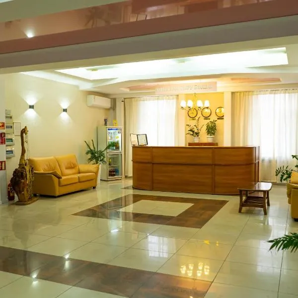 Victoria Palace, hôtel à Atyraū