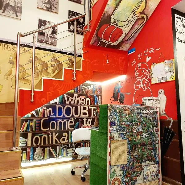 Hostel Amazing Ionika CenterCity，奇西瑙的飯店