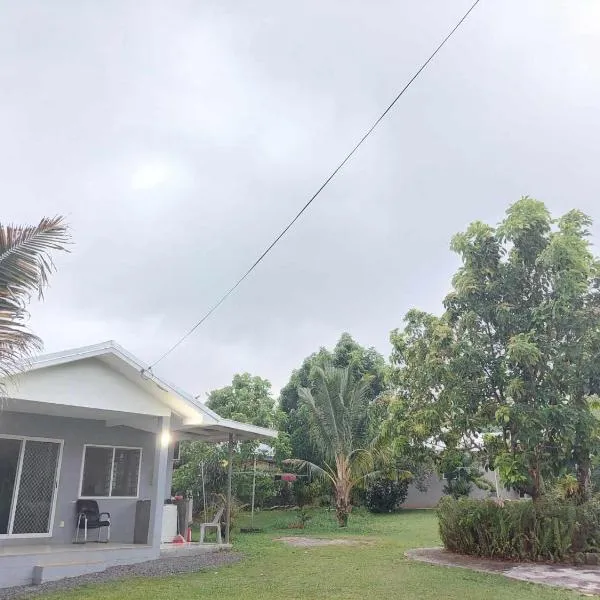 Kuinis Guesthouse, hotel in Apia