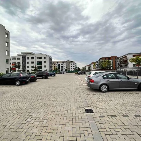 Családbarát lakás Szombathely szívében、ソンバトヘイのホテル