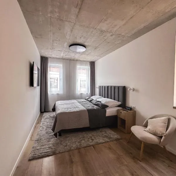 CASTLE apartments - City Center, отель в городе Спишске-Подградье