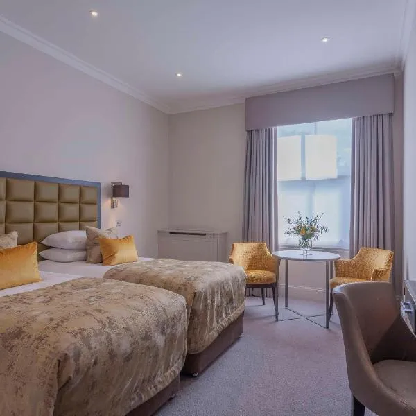 Oatlands Park Hotel, hotel din Weybridge