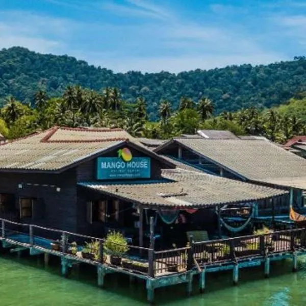 Tonmai Suite II, hotel i Ko Por