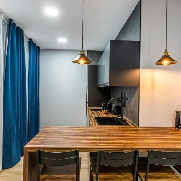 VR LATINA APARTMENTS, hotel in Madrid
