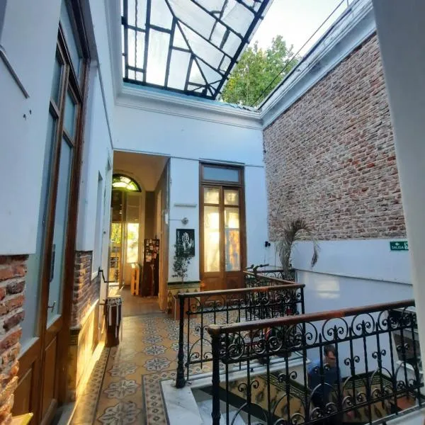 Casa Mutante Hostel, ξενοδοχείο σε Μοντεβιδέο