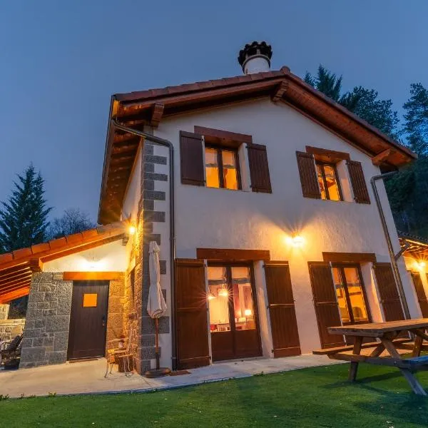 Arpetxea casa rural, ξενοδοχείο σε Roncal