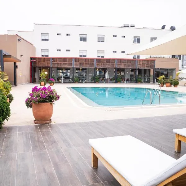 DM Hoteles Tacna，位于塔克纳的酒店