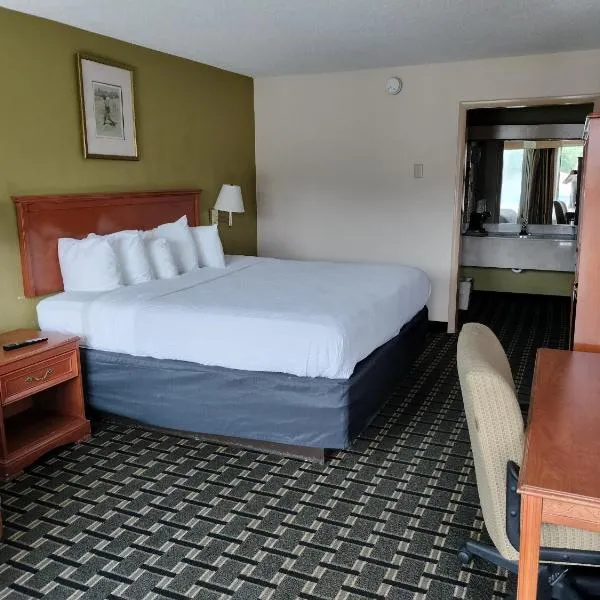 Clarion Inn Southern Pines - Pinehurst, hotel v destinácii Southern Pines