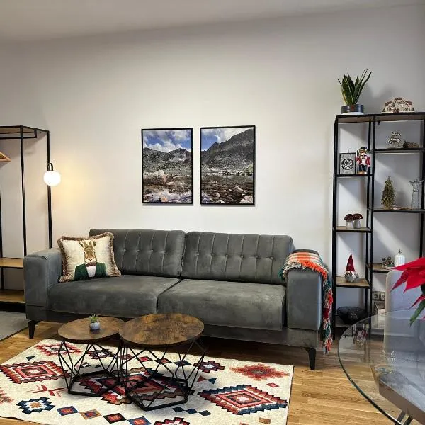 Sana Ski apartment 702 in Flora, Borovets, Hotel in Borowez