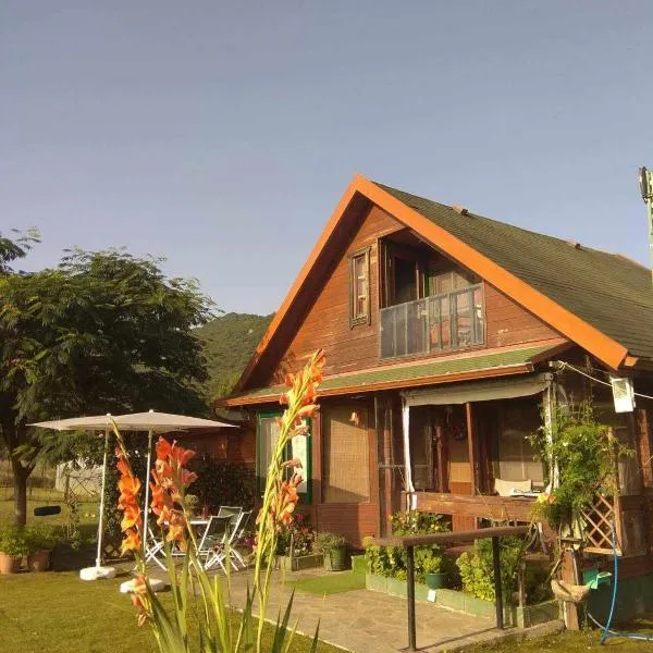 Chalet Επισκοπικό Ιωάννινα Ξύλινο σπίτι σε κτήμα, hotel in Episkopikón