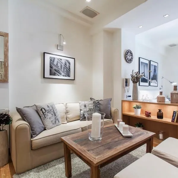 Hilton Area 1BR Executive Flat, hotel in Athens
