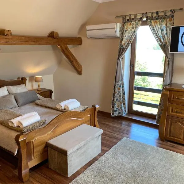 Kamień i Sowa、Lipinki Łużyckieのホテル