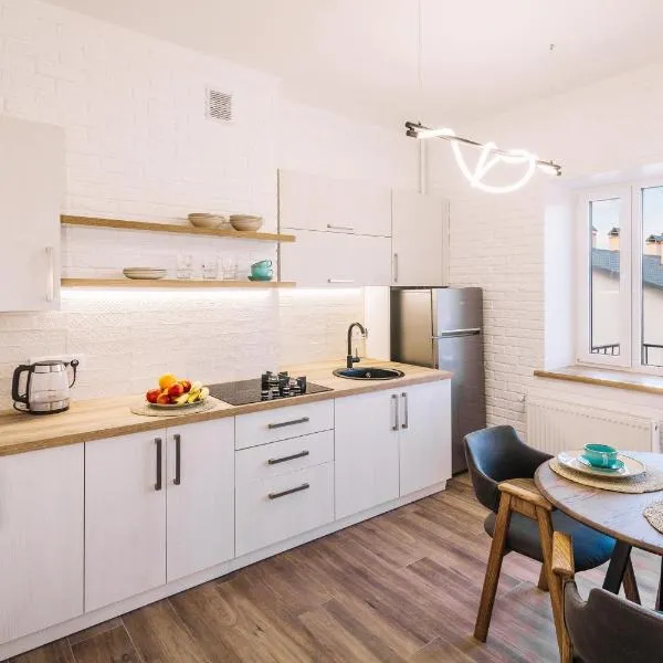 Апартаменти в старому місті з краєвидом на Каньйон та парк, hôtel à Kamianets-Podilsky