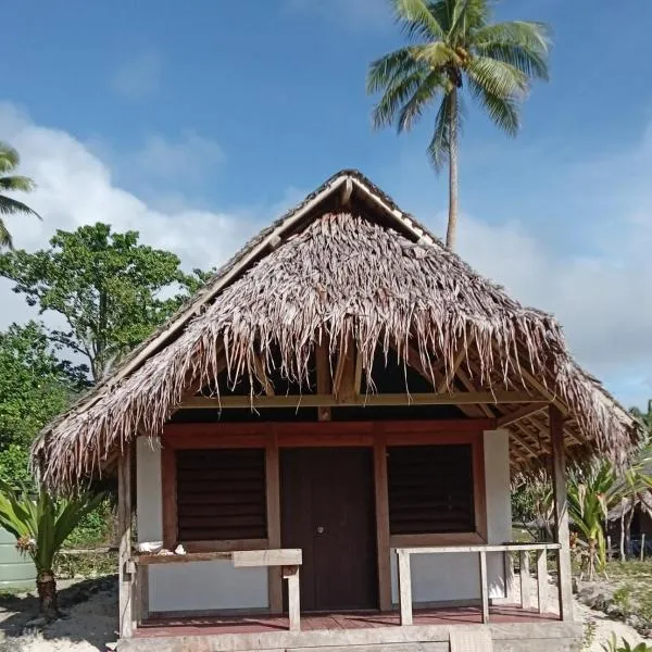 Serenity Bungalows, Hotel in Port Olry
