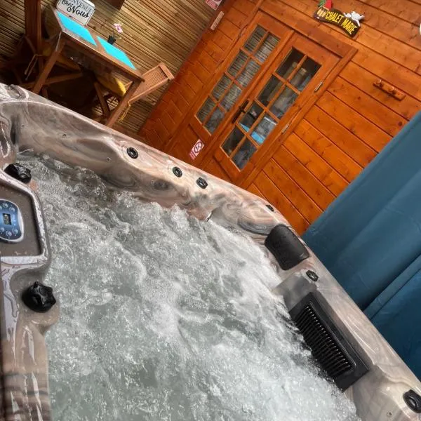 Les chalets de Marie 974 - Jacuzzi SPA Privatif sans vis à vis , vue mer，位于圣丹尼斯的酒店