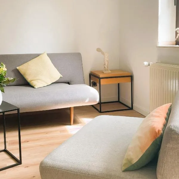 Ruhige 3 Zimmer Wohnung gut angebunden, viešbutis Diuseldorfe