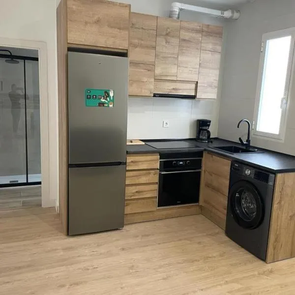 U3 Apartamento bien comunicado Madrid centro, hotel en Madrid