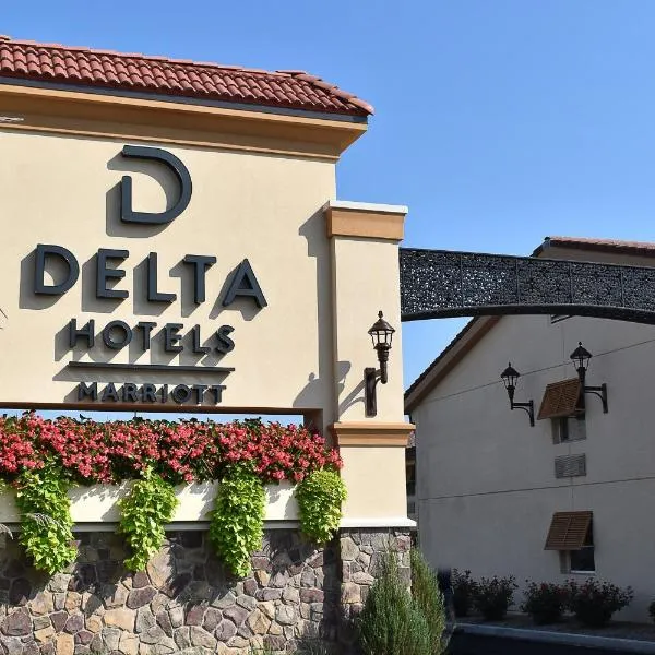 Delta Hotels by Marriott Indianapolis East，位于印第安纳波利斯的酒店