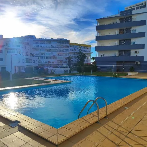Albufeira Vintage Apartment 1 With Pool by Homing – hotel w Albufeirze