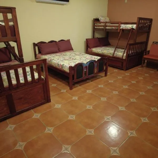 El Castillo de Piedra, ξενοδοχείο σε Σαν Μιγκέλ