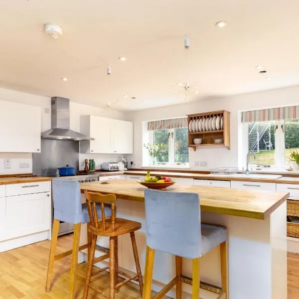 Poachers Lodge At Tapnell Farm, hotel v destinaci Yarmouth