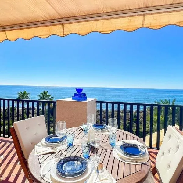 OleHolidays 844 Romana Playa vistas al mar, hotel di Marbella