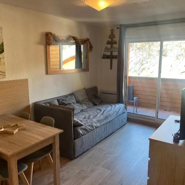 La foux d allos Superbe appartement 6 couchages ,piscine, hôtel à Allos
