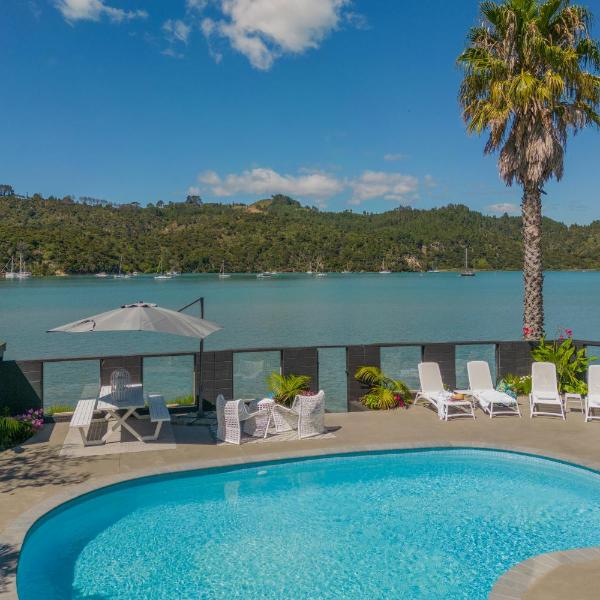 Oceans 88 Whitianga Coastal Suites