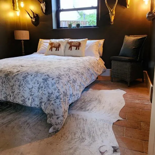 La Casa Rosa Cheltenham - free parking close to racecourse, hotel in Cheltenham