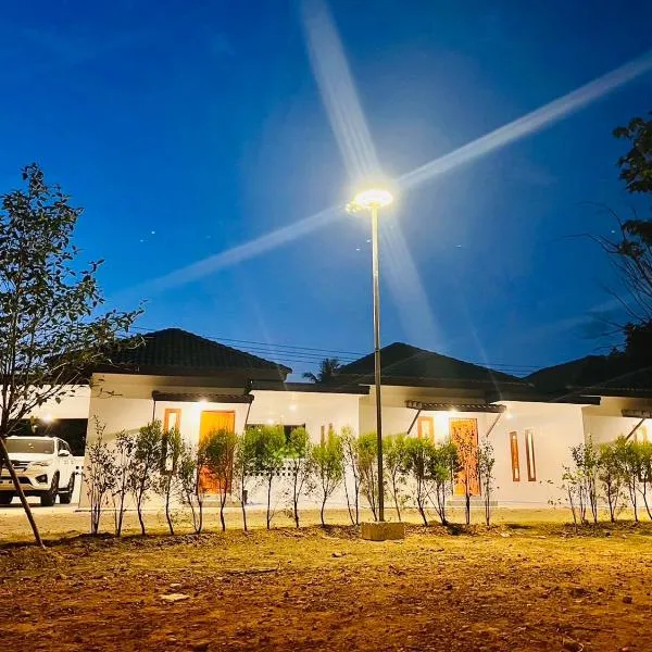 Sisters Home ที่พักใกล้สวนพฤกษศาสตร์ ระยองแหลมแม่พิมพ์，位于Ban Ko Kok的酒店