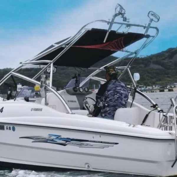 クルーズフィッシングができる隠れ家古宿 まなびぃ 二食付き, Hotel in Fukura